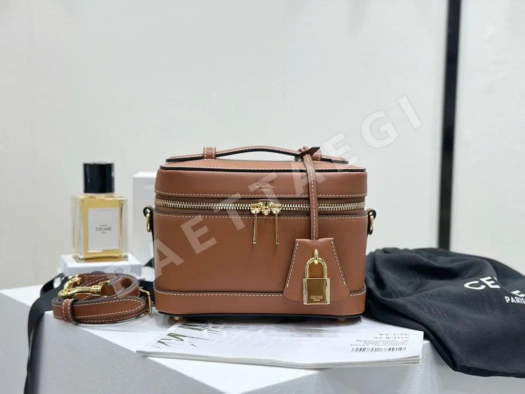 셀린느 브라운 소가죽 메이크업 케이스 가방 86227