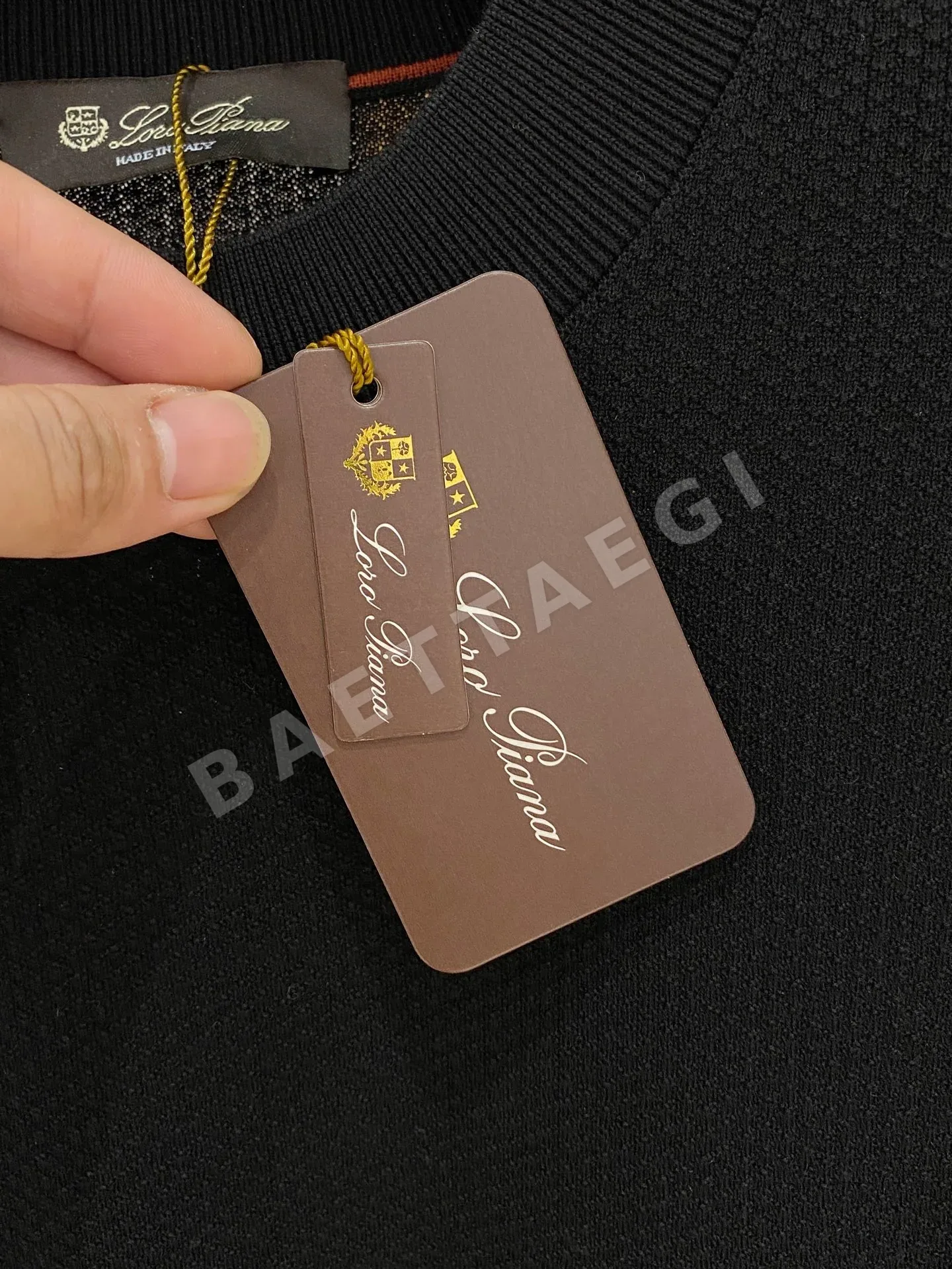 로로피아나 남성 천연 섬유 니트 상세 이미지 5