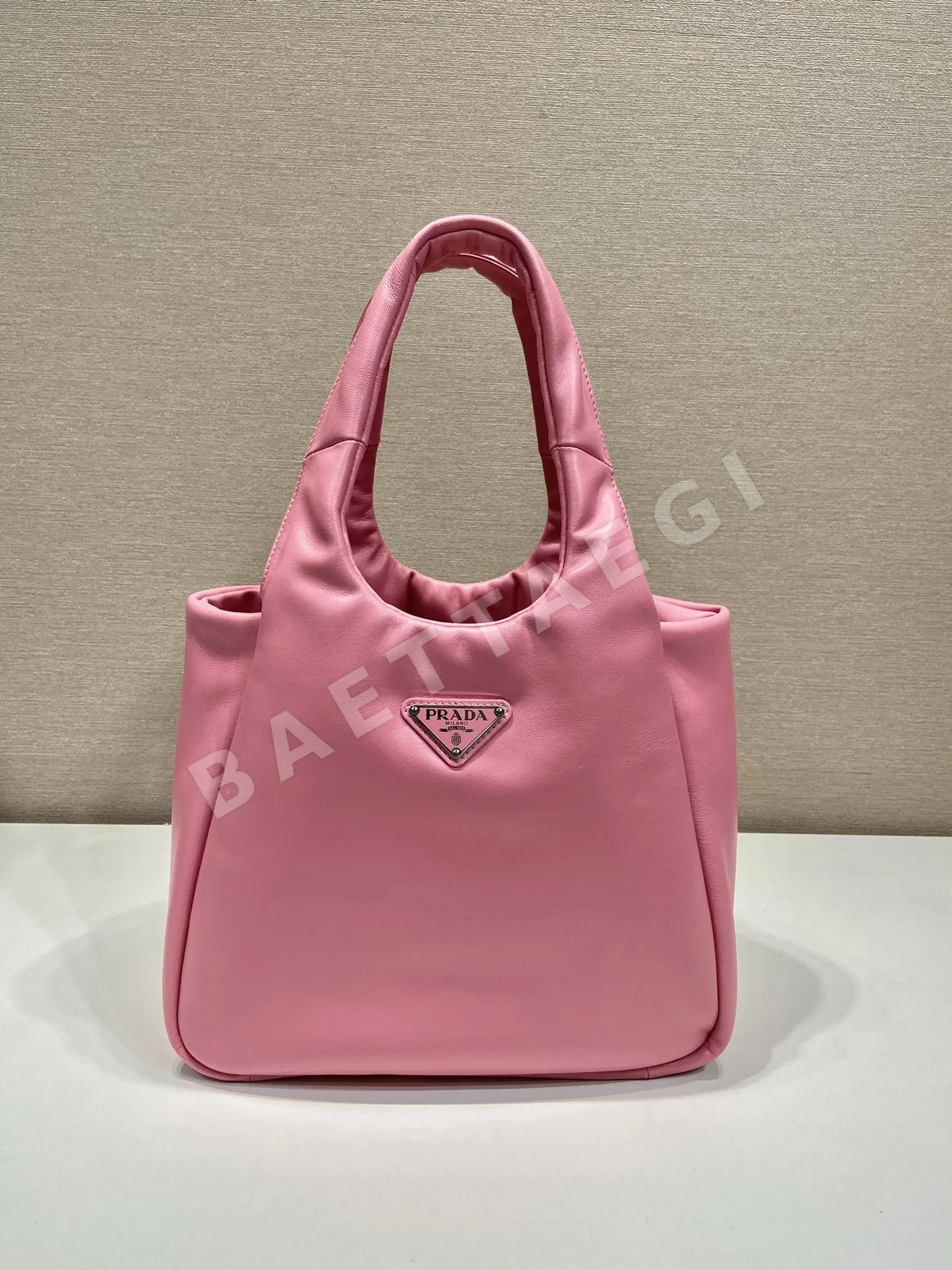 프라다 램스킨 더블 핸들 토트백 1BG413 67504