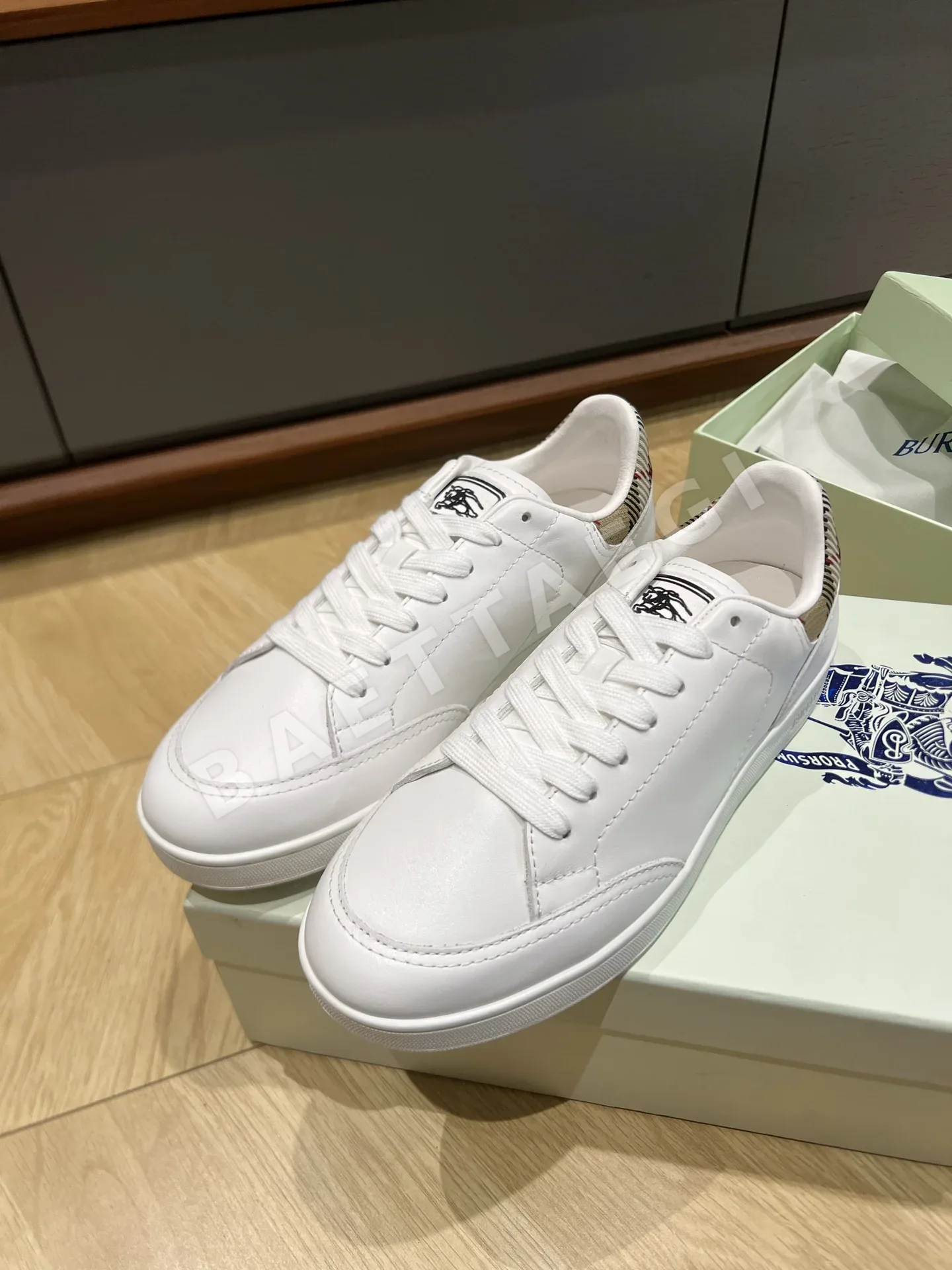 버버리 신발 95756