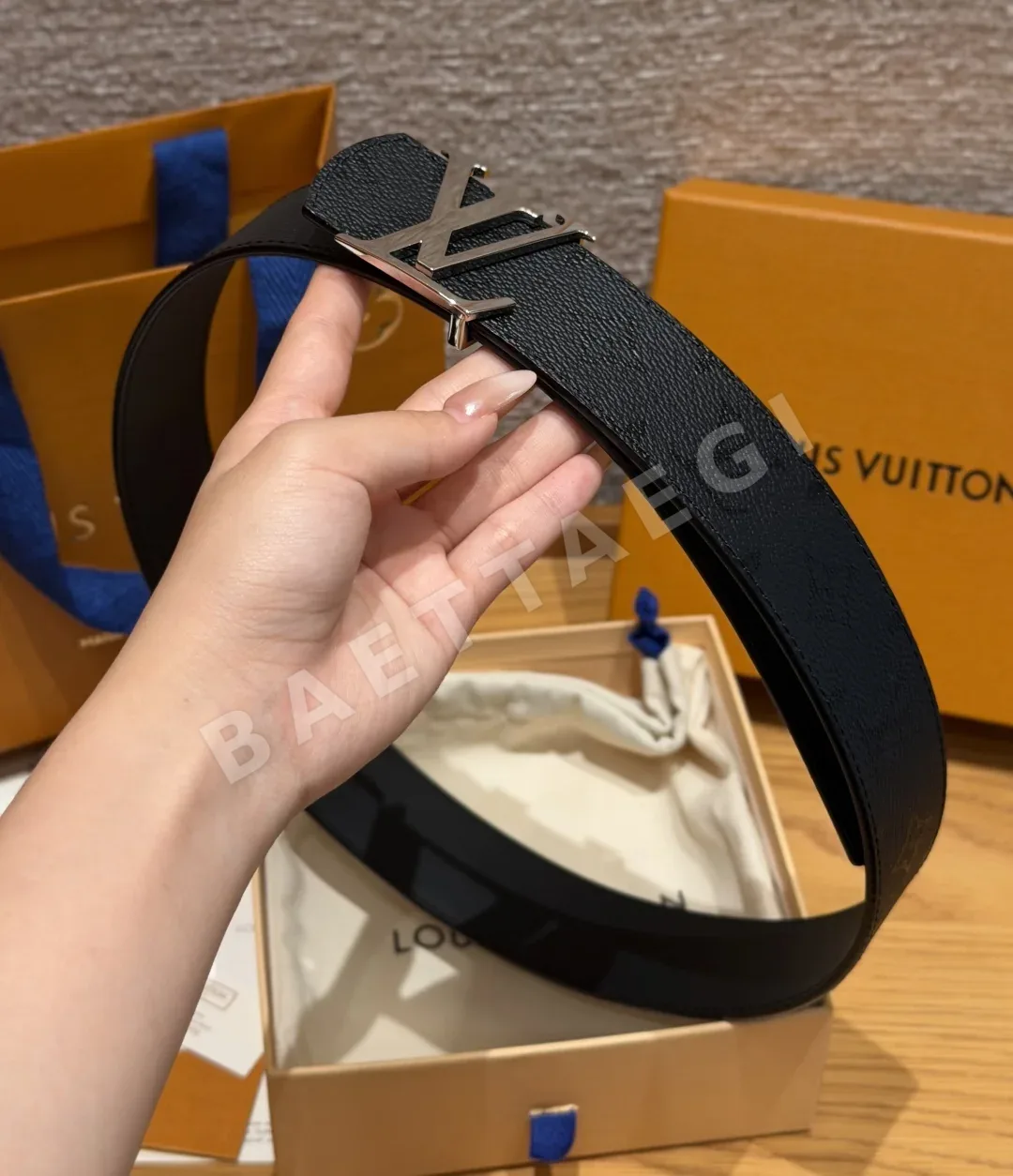 루이비통 디멘션 40mm 리버시블 벨트 상세 이미지 5
