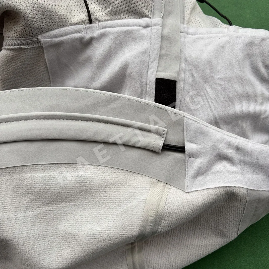 아크테릭스 [TZ] 감마 MX 후디 라이트 그레이 200140 Arc'teryx Gamma MX Hoodie 상세 이미지 4