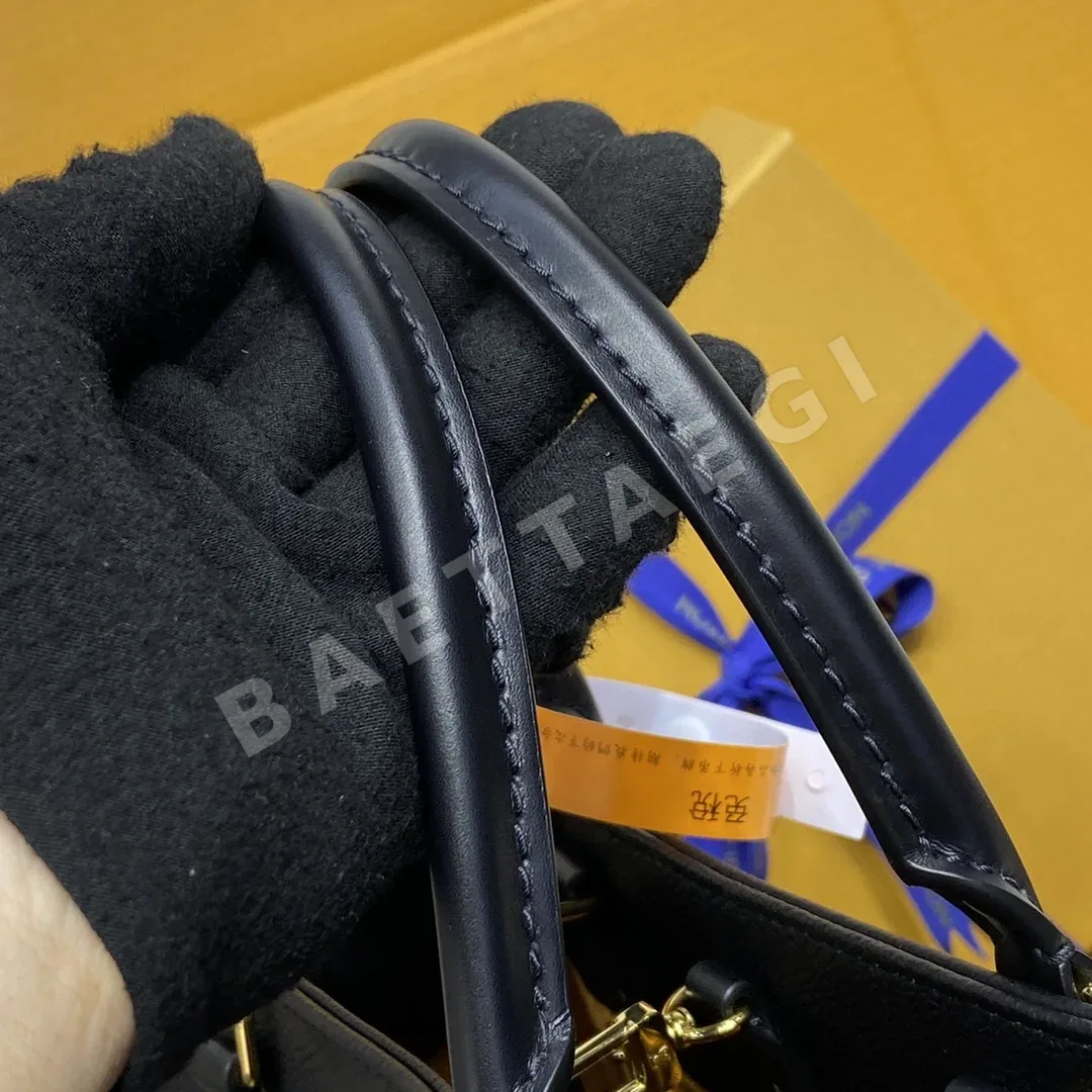 루이비통 온더고 미디엄 가방 M45607 상세 이미지 8