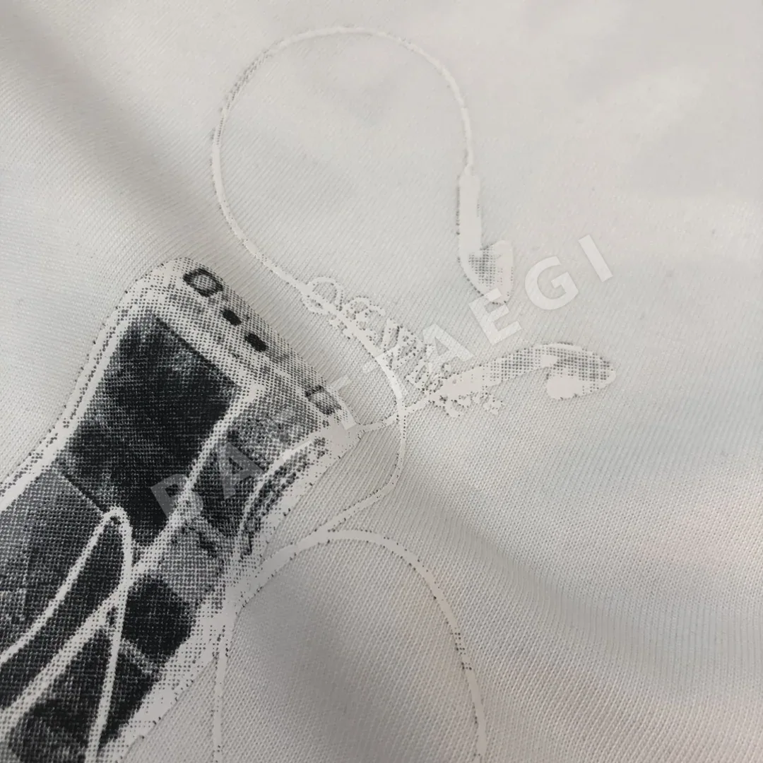 오프화이트 남성 크루넥 반팔 티셔츠 상세 이미지 7