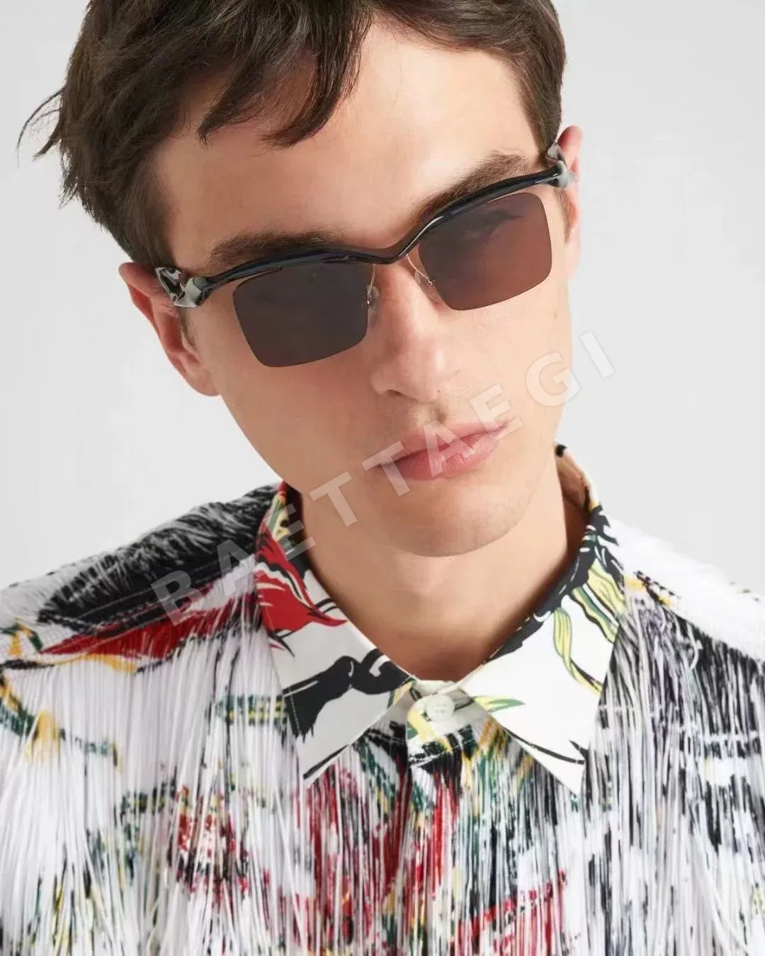 프라다 선글라스 74469 Prada Sunglasses 상세 이미지 4