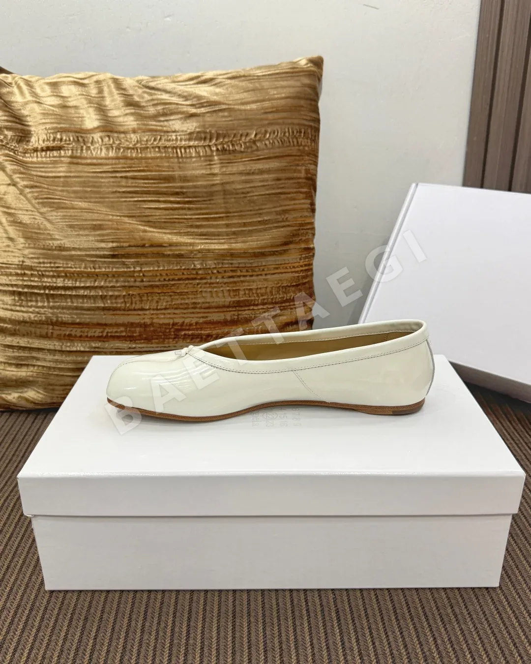 마르지엘라 타비 양가죽 여성 신발 상세 이미지 7