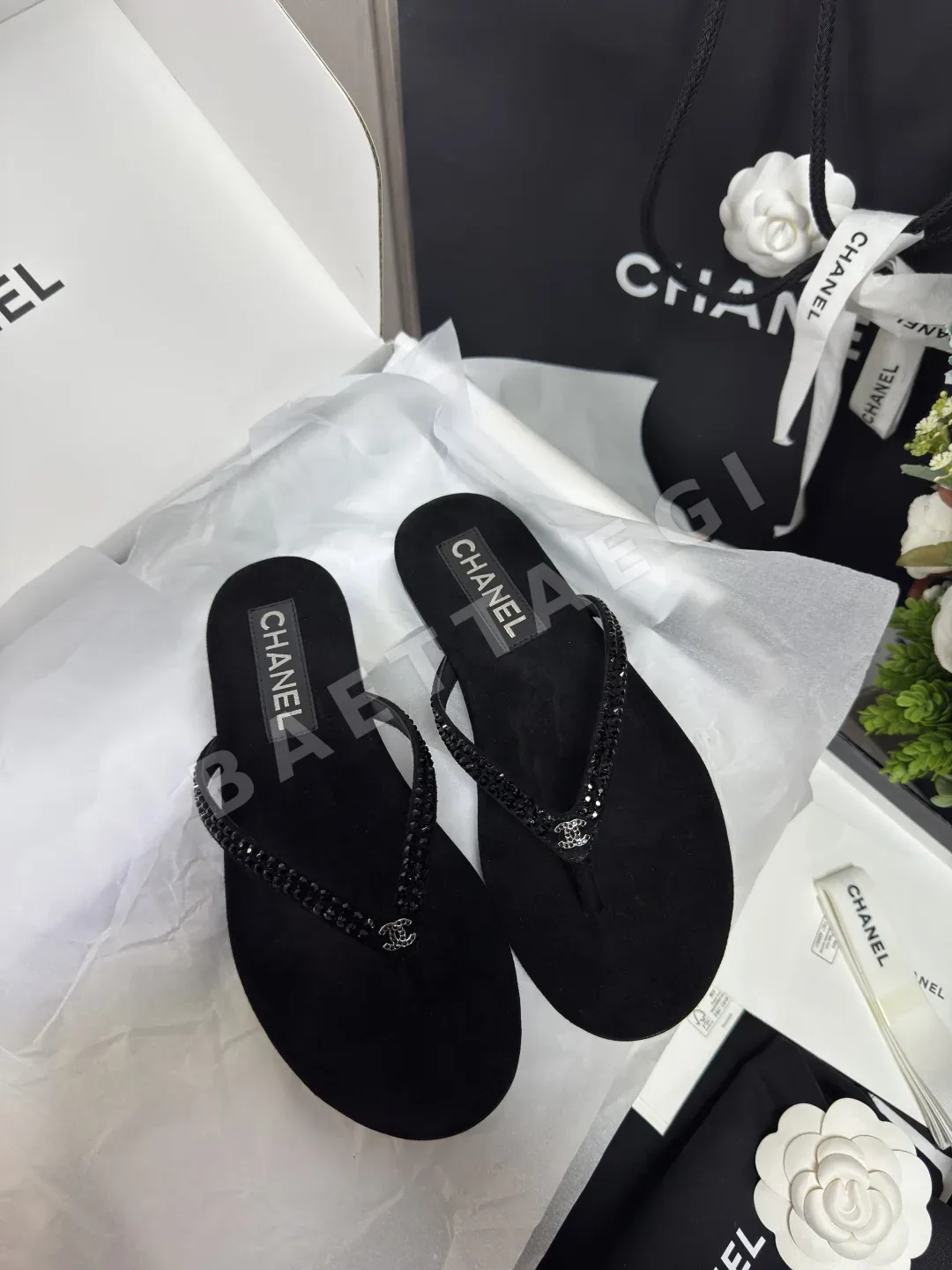 샤넬 25C 펄 플립플롭 93660