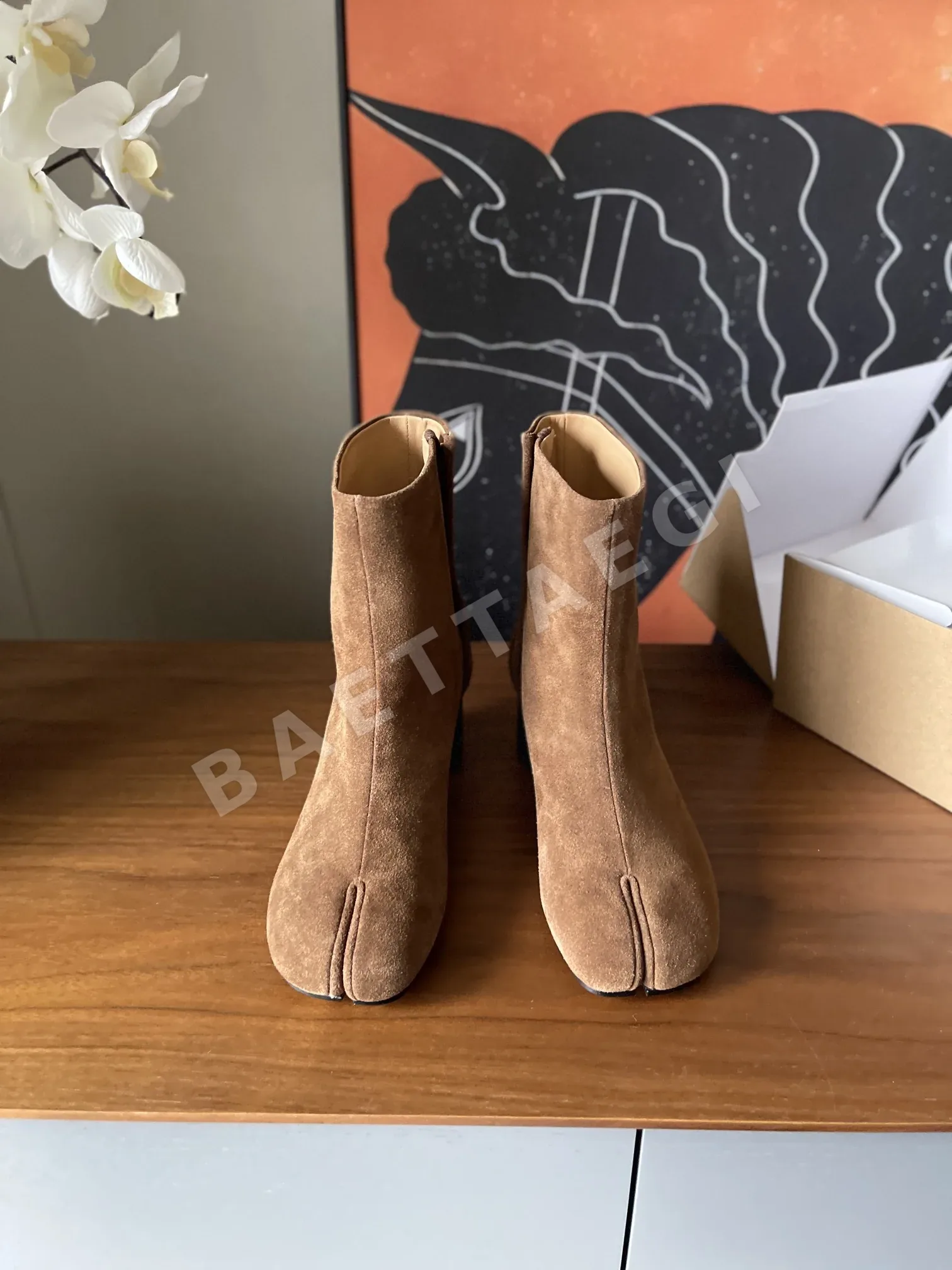 마르지엘라 MM6 스플릿 토 부츠 9334