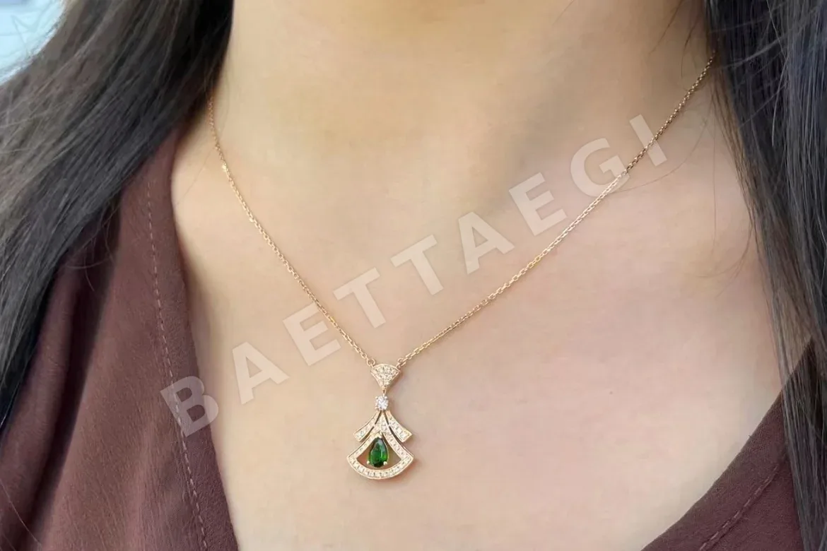 불가리 목걸이 64387 Bvlgari Necklace