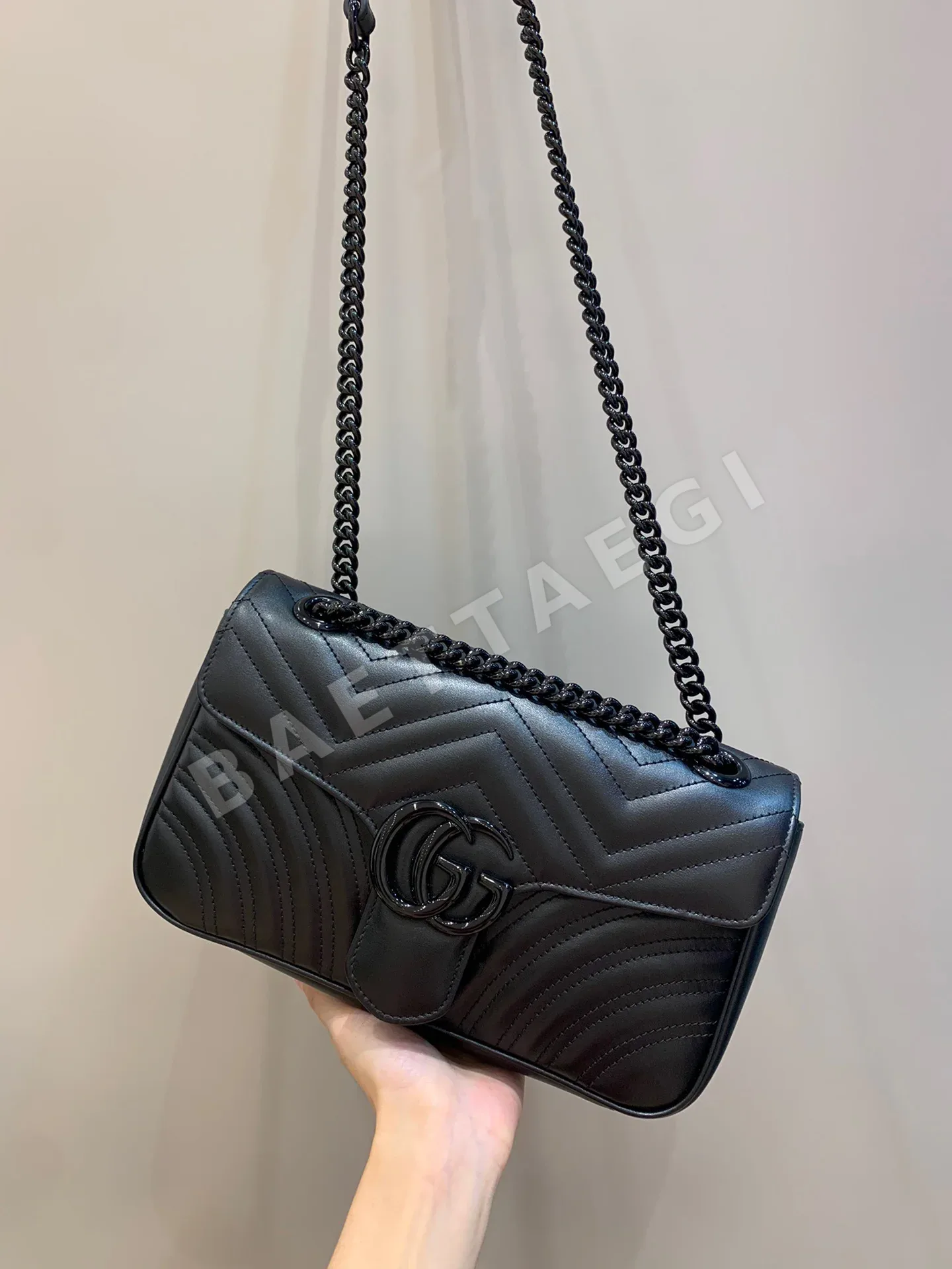 구찌 마카롱 블랙 가죽 숄더백 26CM443497 상세 이미지 3