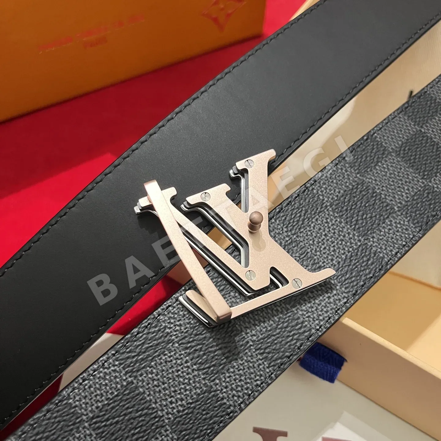 루이비통 LV 옵틱 버클 캔버스 벨트 상세 이미지 8