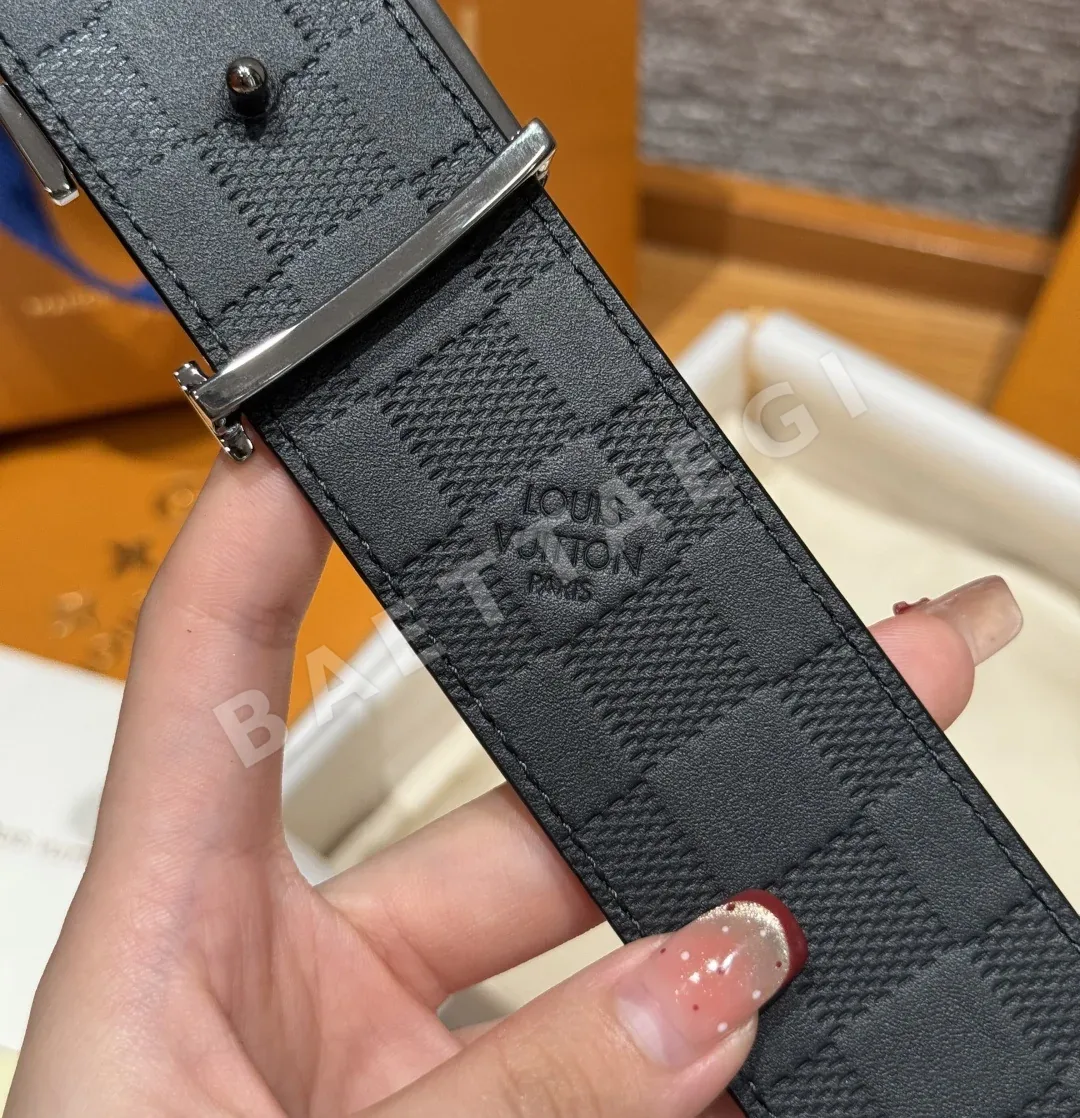 루이비통 JD350-INITIALES 40mm 리버서블 벨트 상세 이미지 8