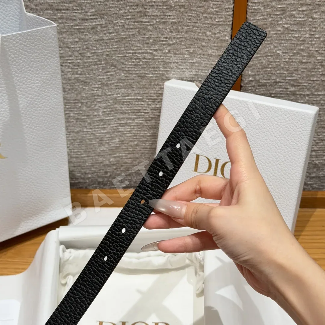 디올 CD 장식 송아지가죽 벨트 상세 이미지 9