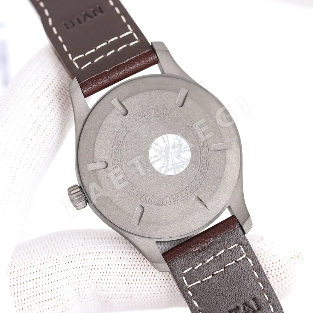 IWC 파일럿 마크 XVIII 티타늄 시계 IW327006 상세 이미지 6