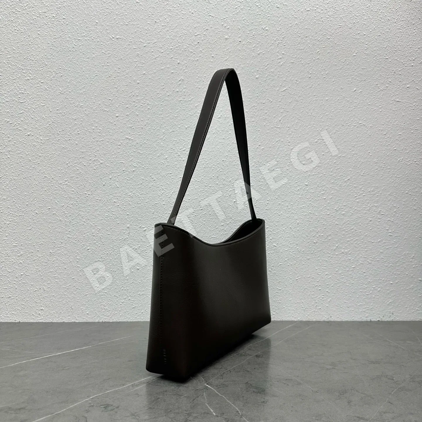 더로우 알마 카프스킨 미니 핸드백 TR-151 상세 이미지 2