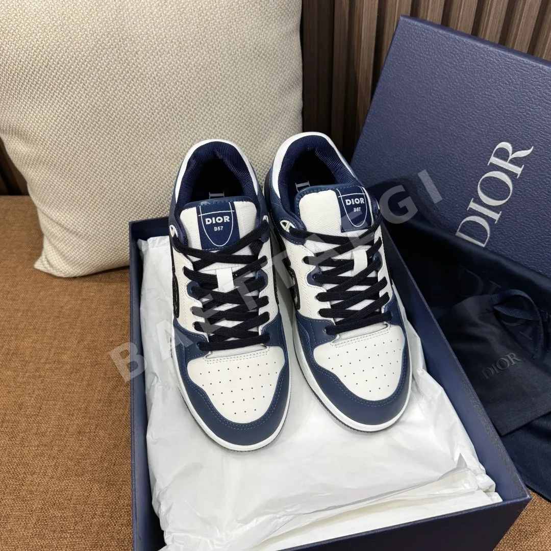 디올(Dior) B57 Dribble 로우탑 스니커즈
