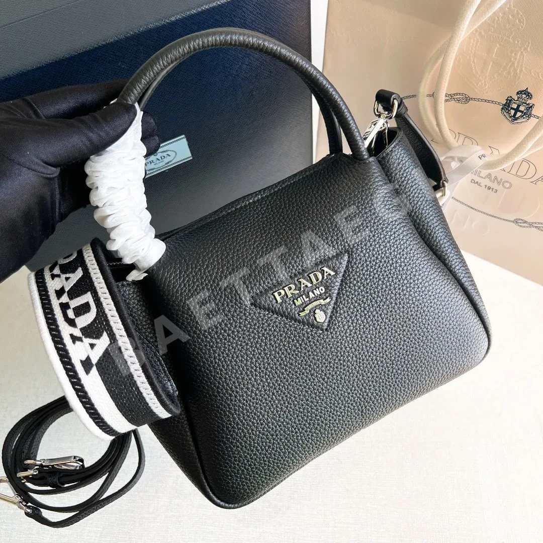 프라다 리치 패턴 카프스킨 토트백 1BC145 상세 이미지 3