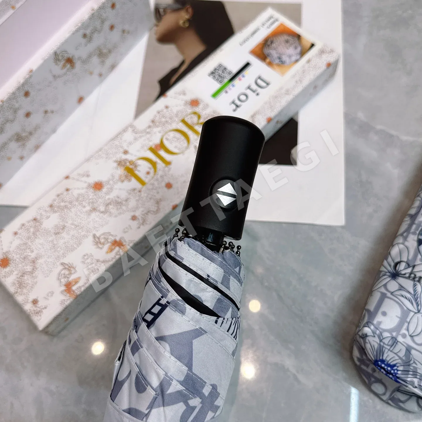 디올 우산 85630 Dior Umbrella 상세 이미지 2