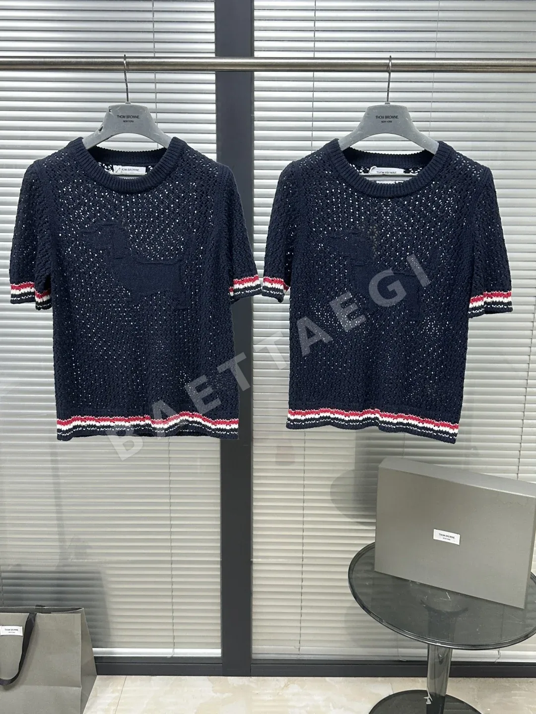 톰브라운 메시 퍼피 크루넥 여성 반팔 티셔츠 126216