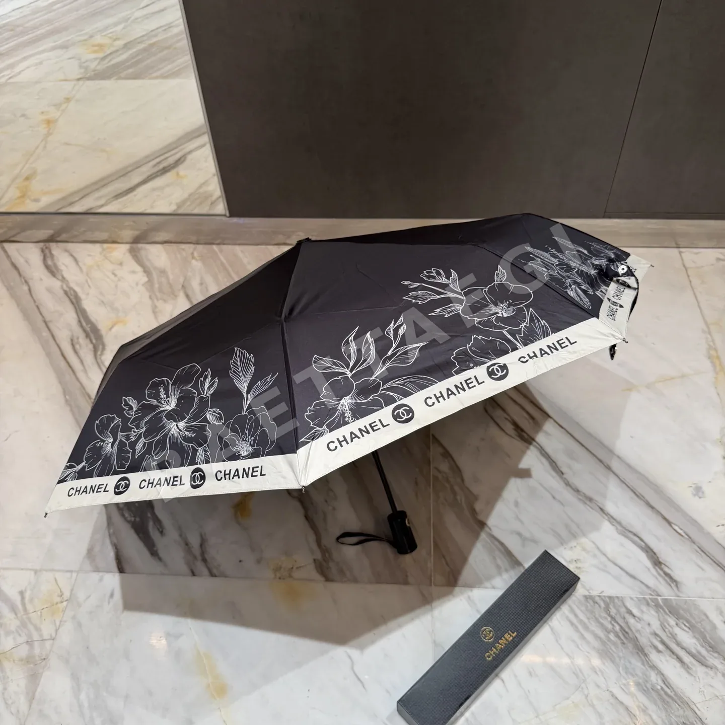 샤넬 삼단 자동 접이식 우산 상세 이미지 7