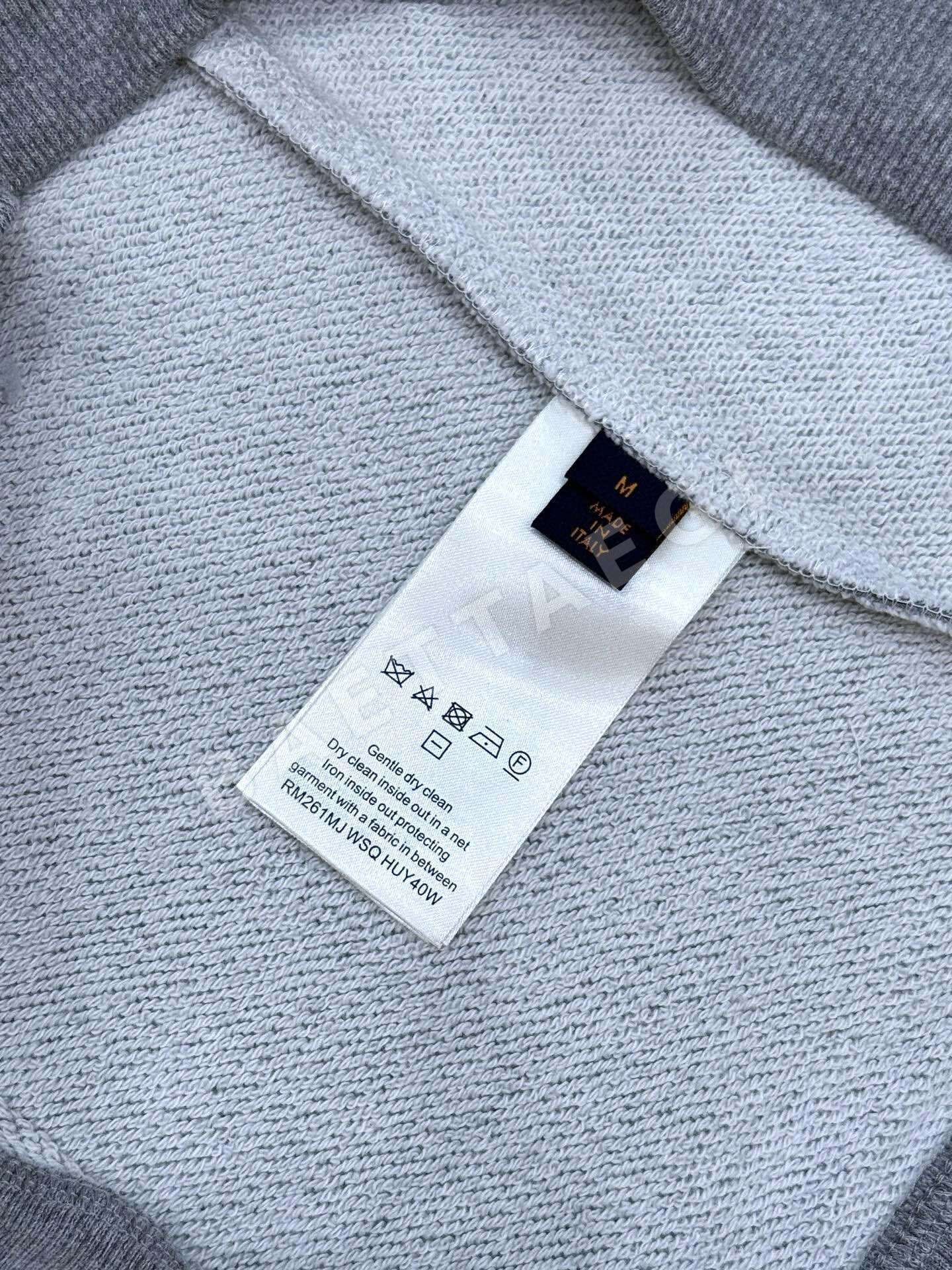 루이비통 자수 크루넥 니트 상세 이미지 9