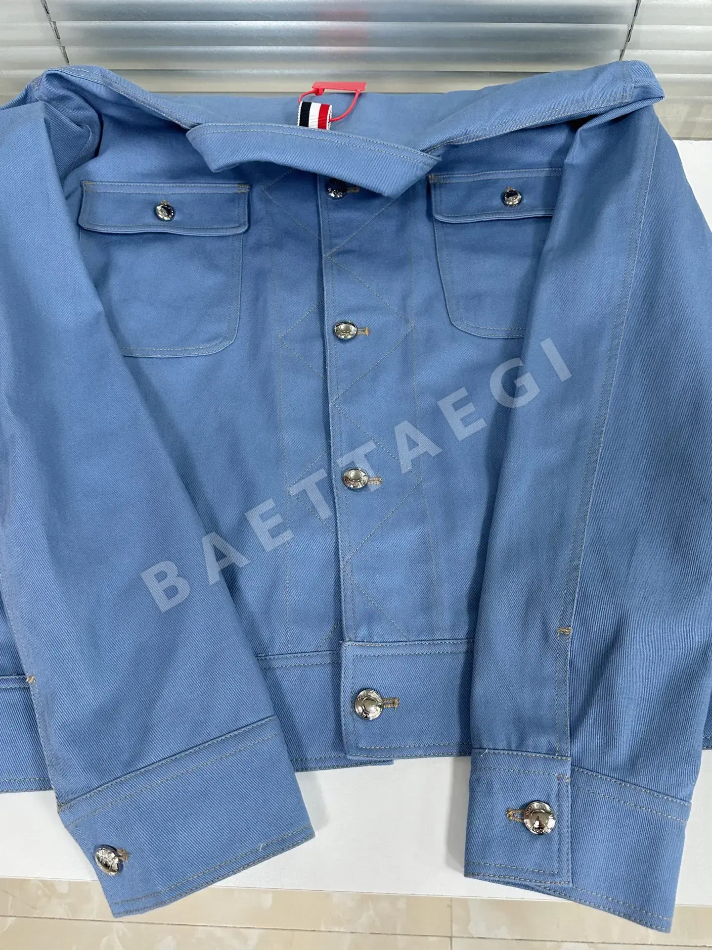 톰브라운 카키 스티치 데님 워크 자켓 상세 이미지 9