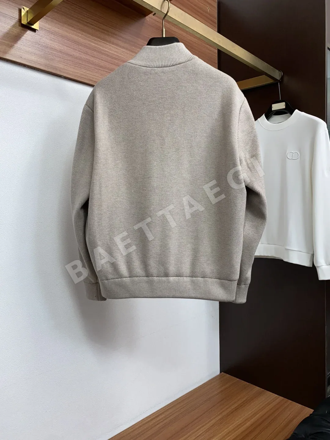 로로피아나 남성 경량 다운 패딩 점퍼 상세 이미지 10