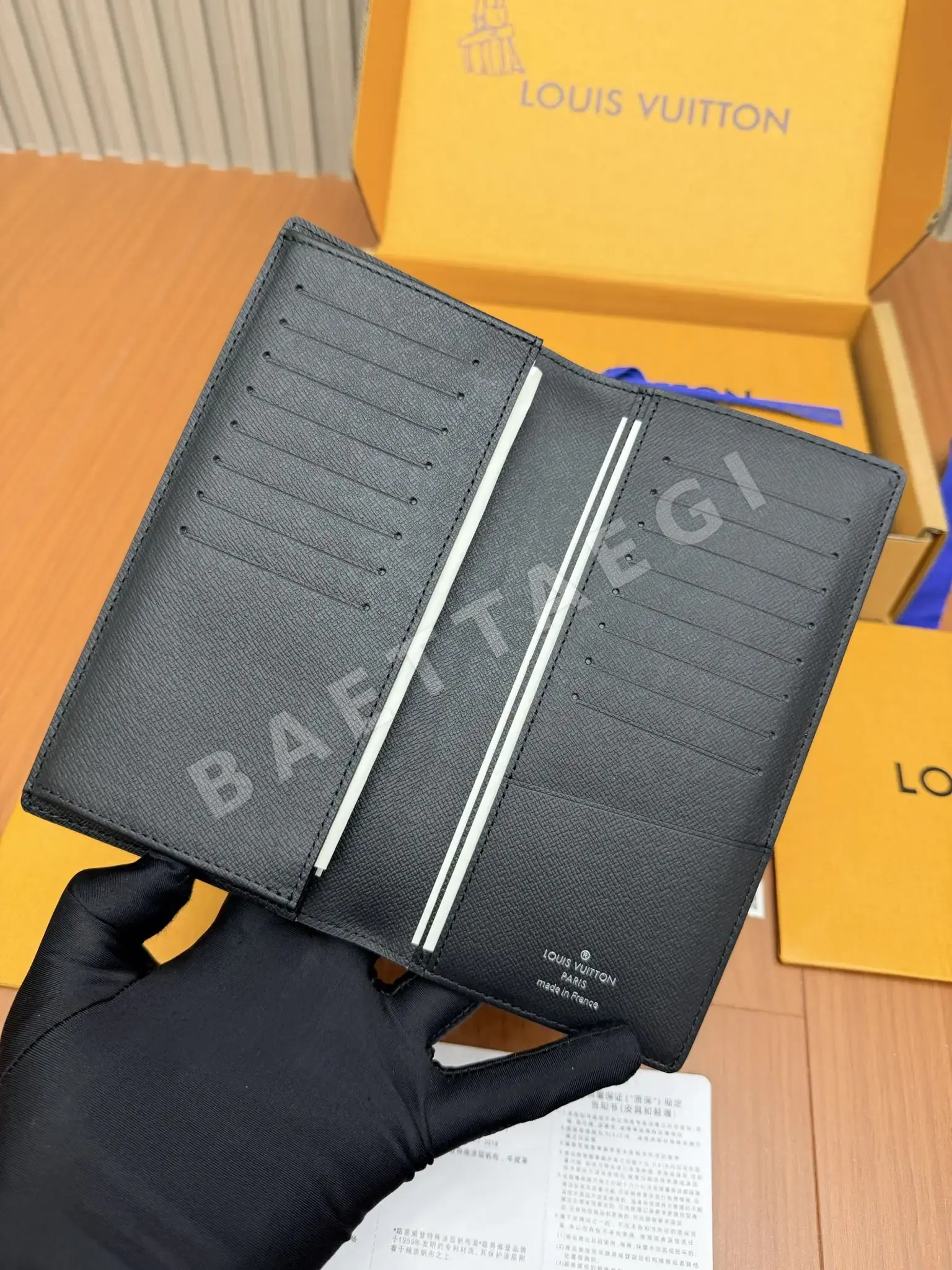 루이비통 올 스틸 지갑 상세 이미지 9
