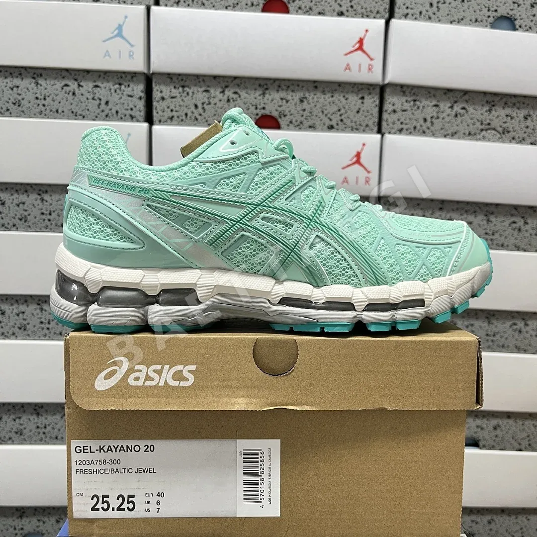 아식스 [TOP] 젤 카야노 20 1203A758-300 200421 Asics Gel-Kayano 20 Fresh Ice Baltic