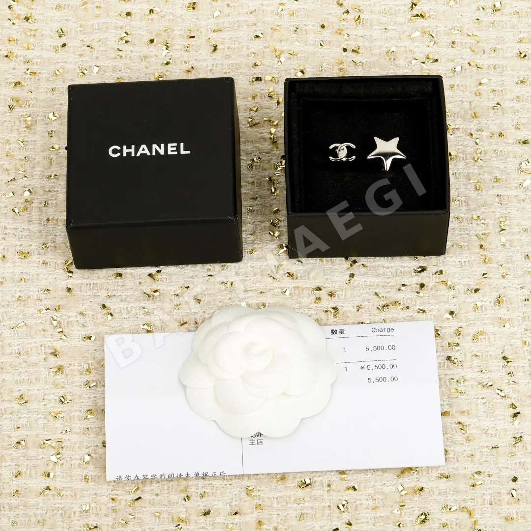 샤넬 펜타그램 더블 C 오픈링 귀걸이 상세 이미지 1