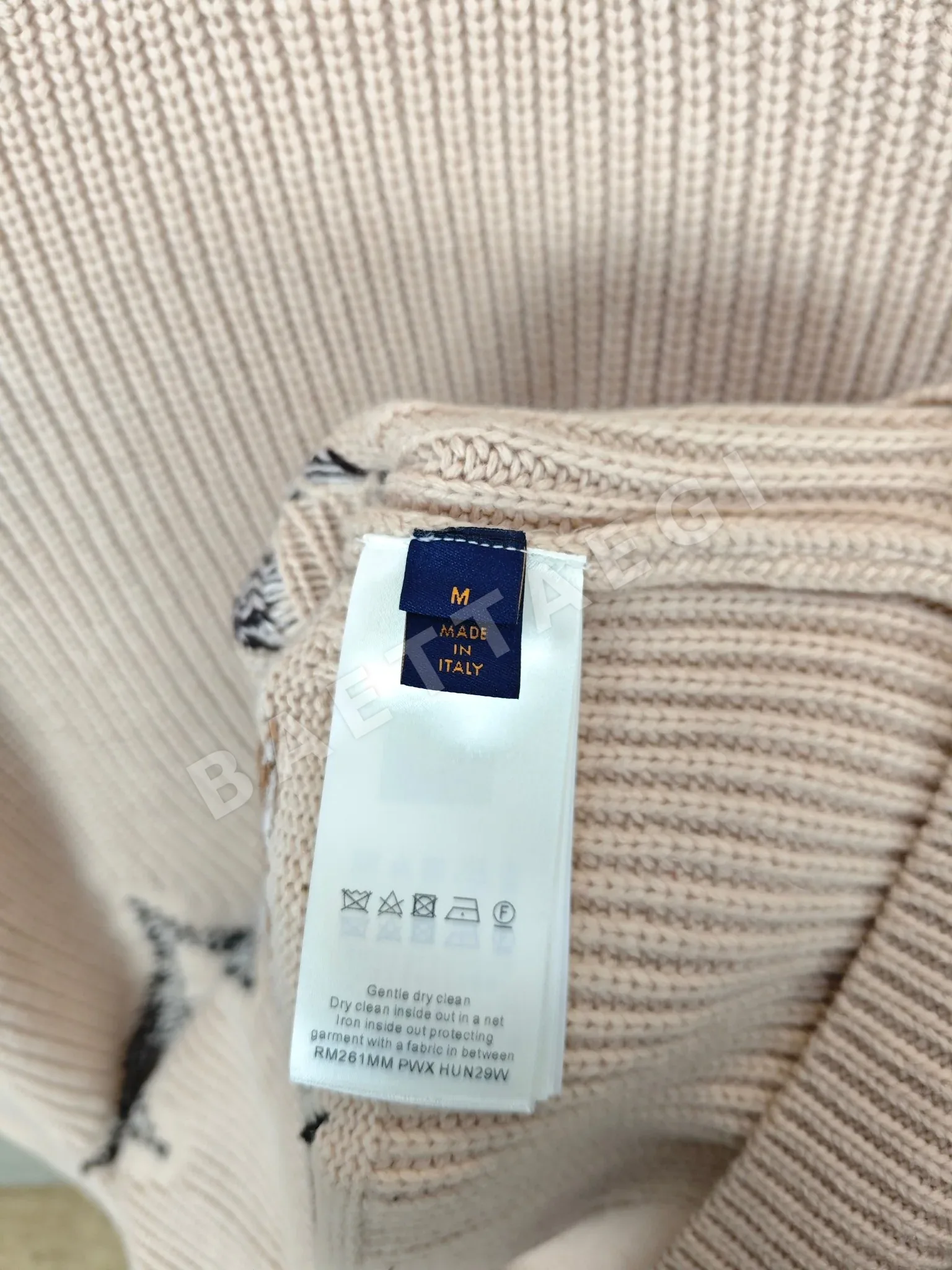 루이비통 울 자카드 니트 상세 이미지 8