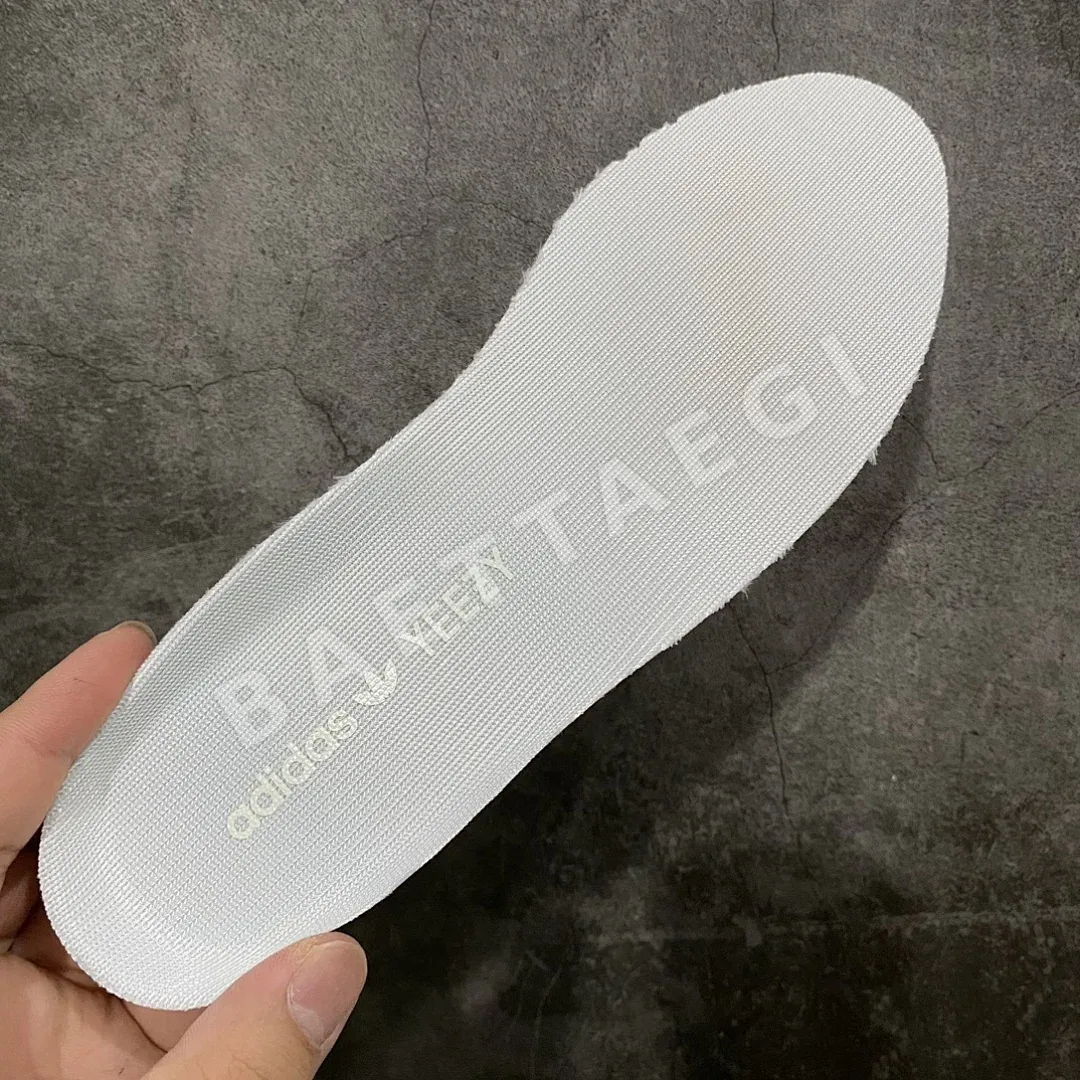 아디다스 이지 350 EG7491 200672 Adidas Yeezy 350 상세 이미지 12