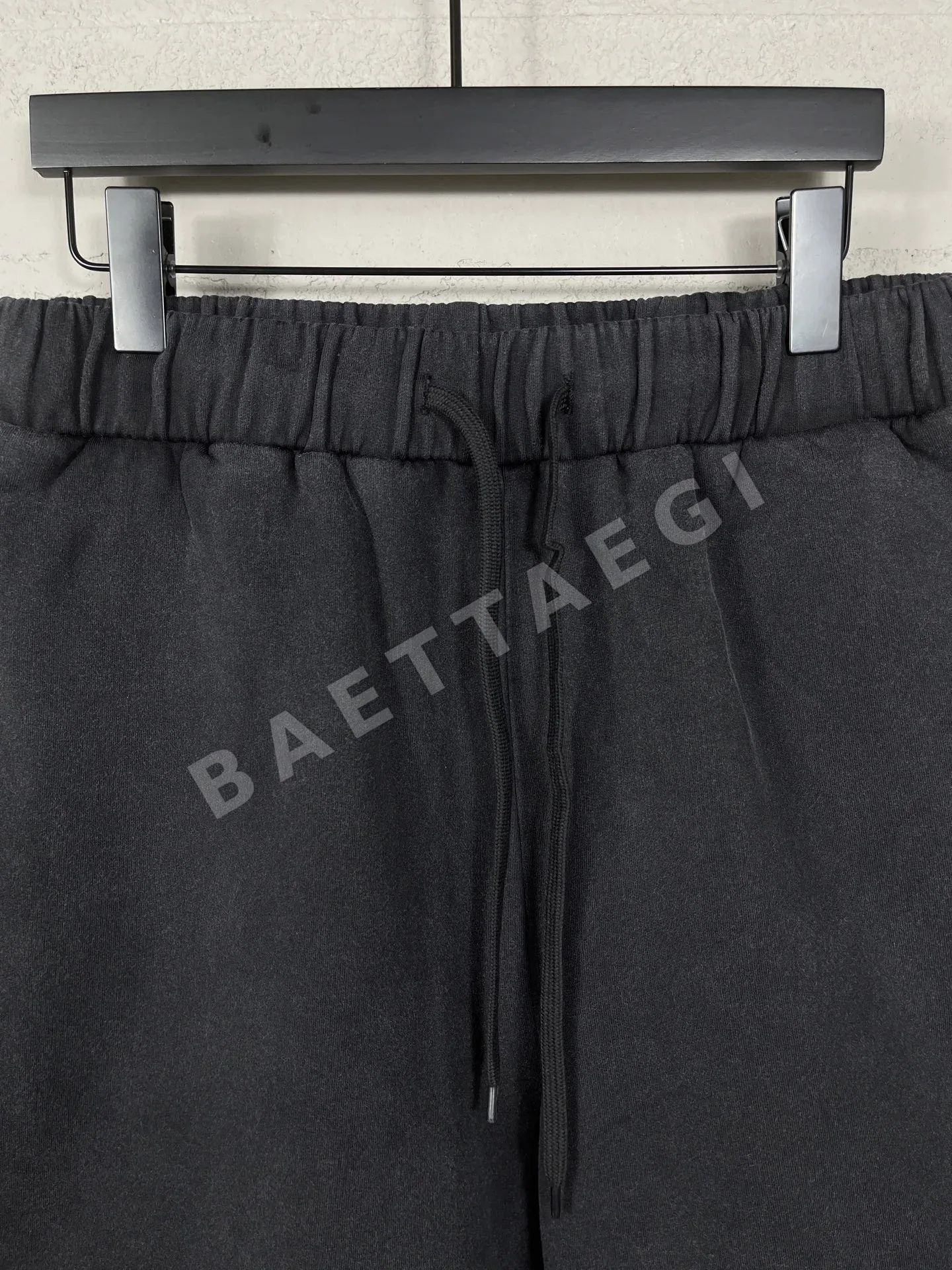발렌시아가 더블 링 프린트 남성 반바지 상세 이미지 8