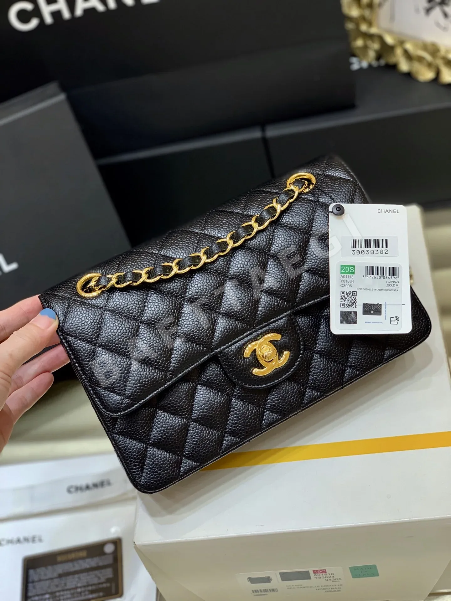 샤넬 클래식 플랩 가방 A92993