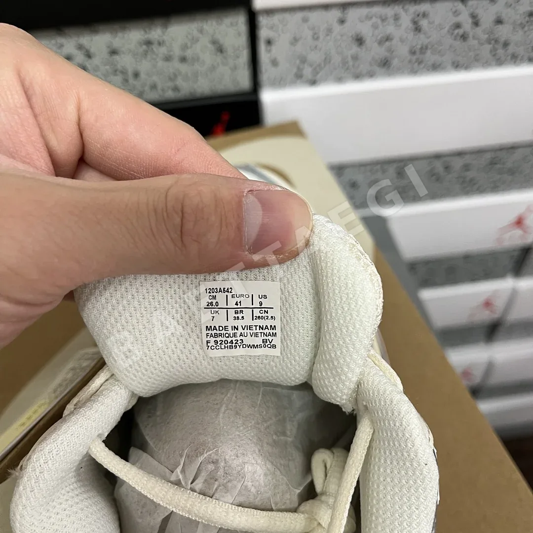 아식스 [M] 젤 NYC 2055 1203A542-250 200499 Asics Gel-NYC 2055 Cream Steel 상세 이미지 10