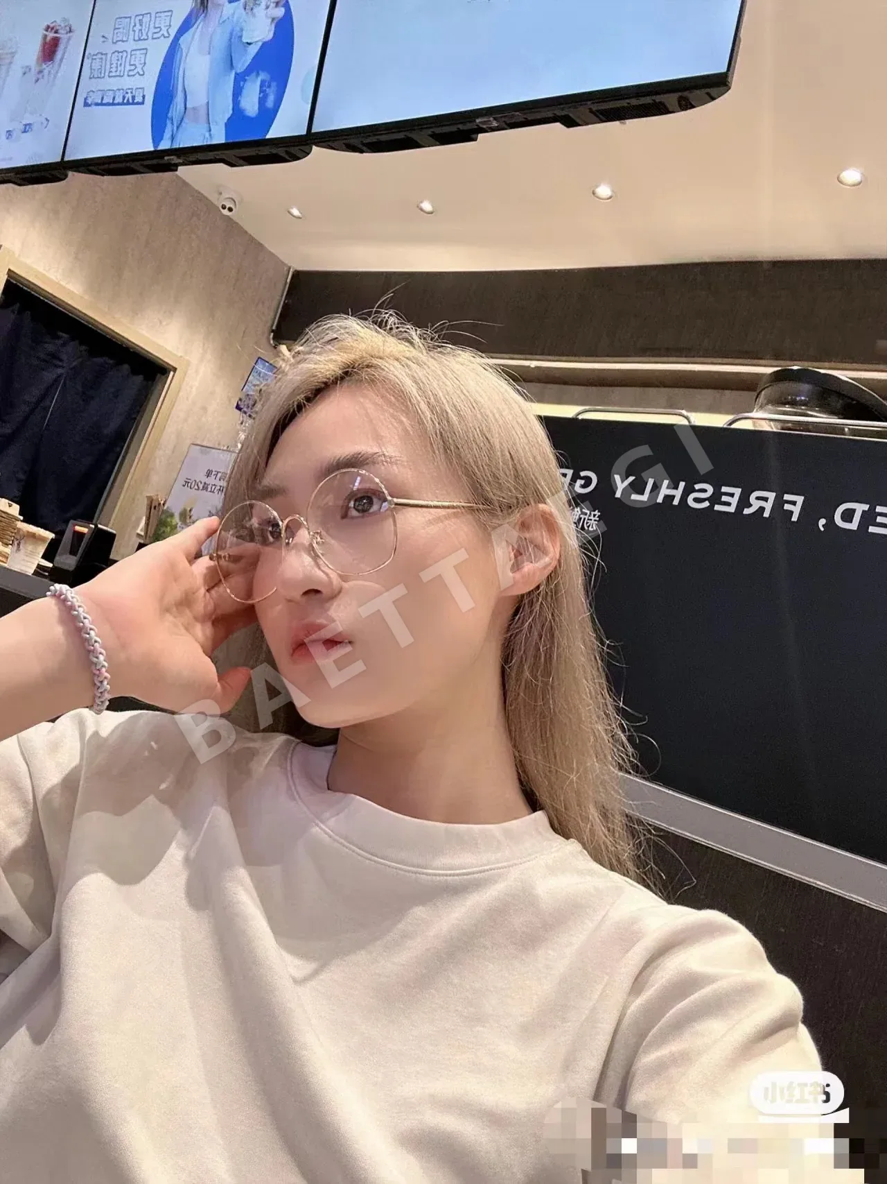 로에베 LW50052 U 선글라스 U 상세 이미지 6