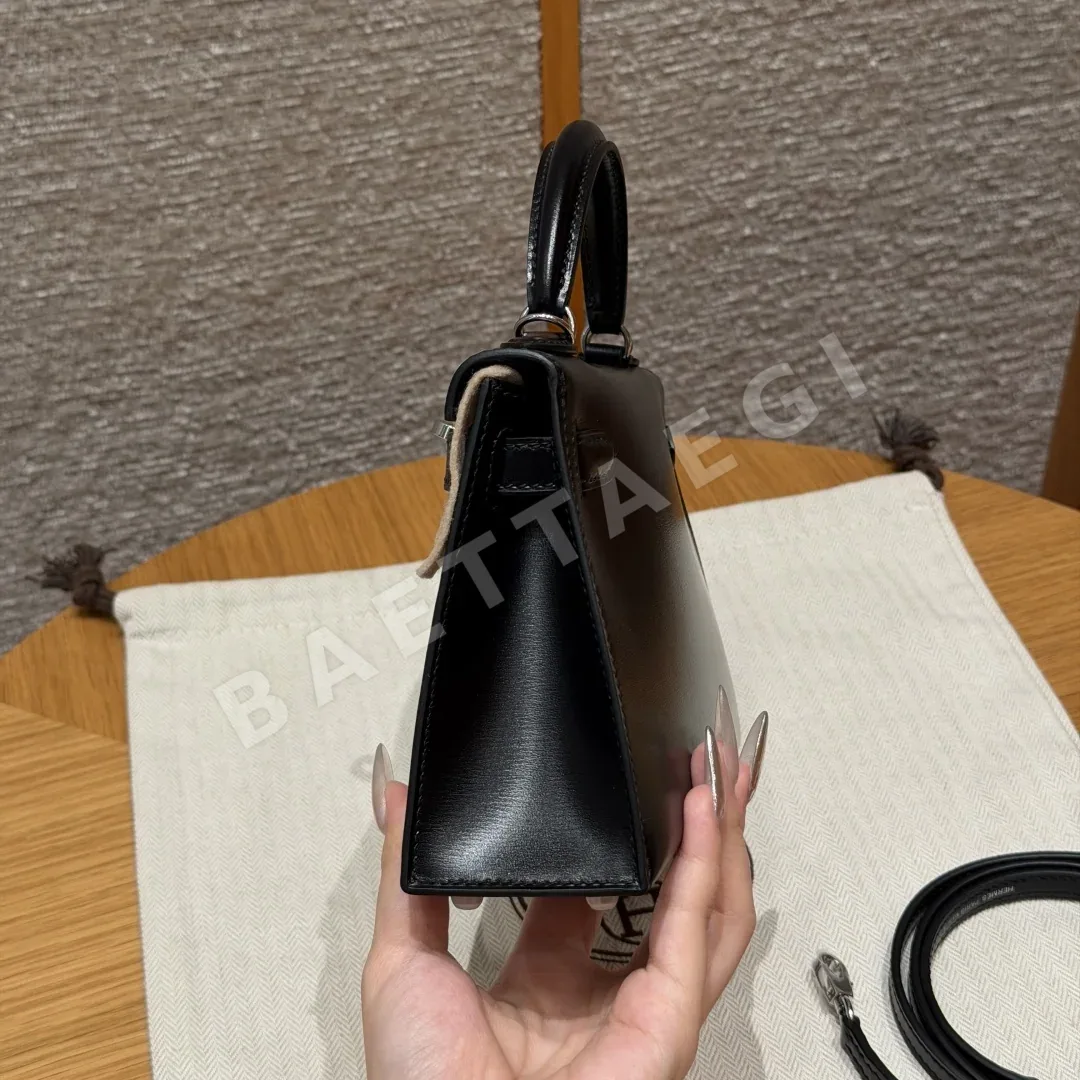 에르메스 켈리미니 2 블랙 박스 가죽 가방 상세 이미지 3