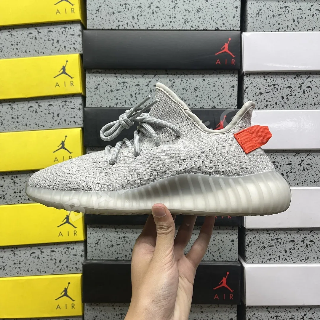 아디다스 [R] 이지 부스트 350 V2 FX9017 200753 Adidas Yeezy Boost 350 V2 상세 이미지 5
