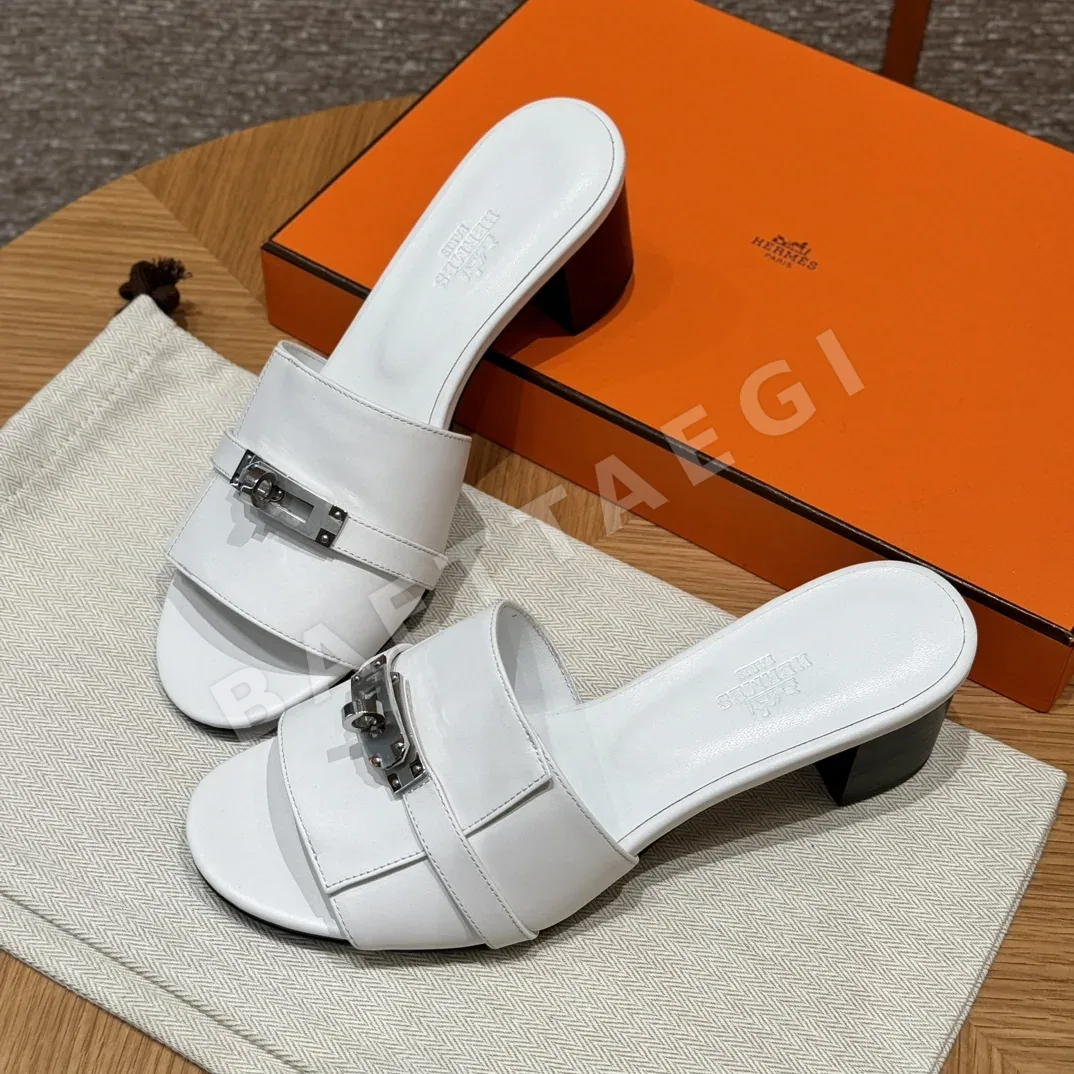 에르메스 지지50 샌들 화이트 가죽 164720
