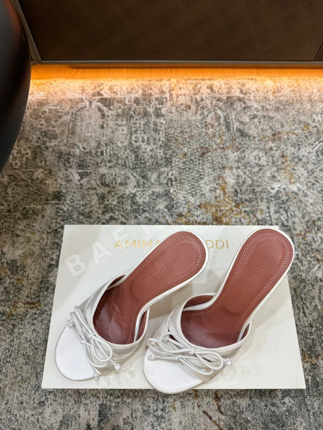 아미나 무아디 여성 부티 힐 신발 상세 이미지 3