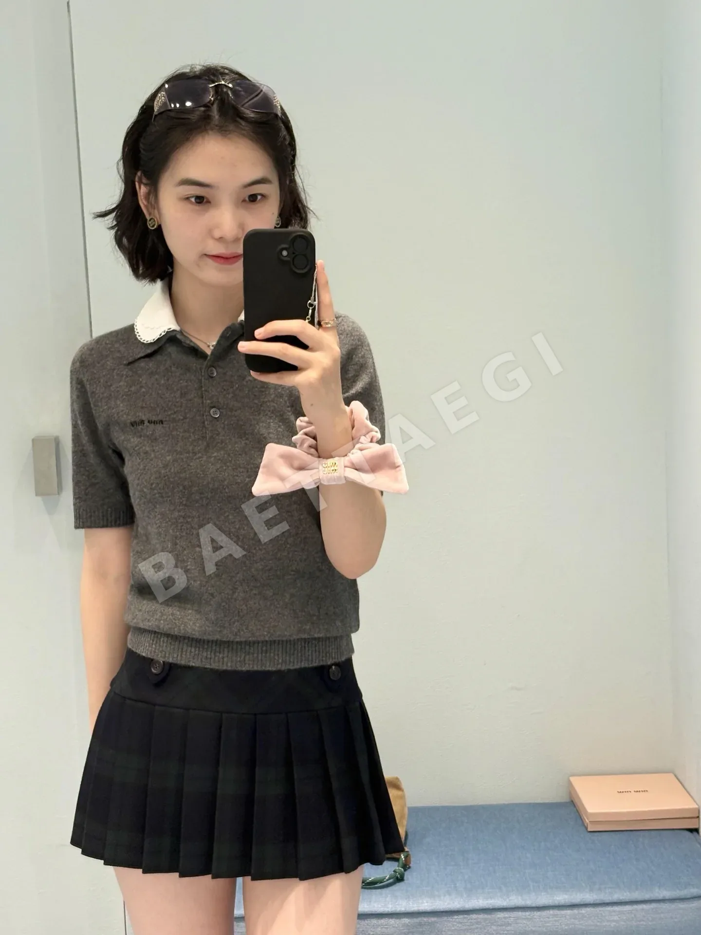 미우미우 컬러 블록 캐시미어 반팔 폴로셔츠 상세 이미지 3