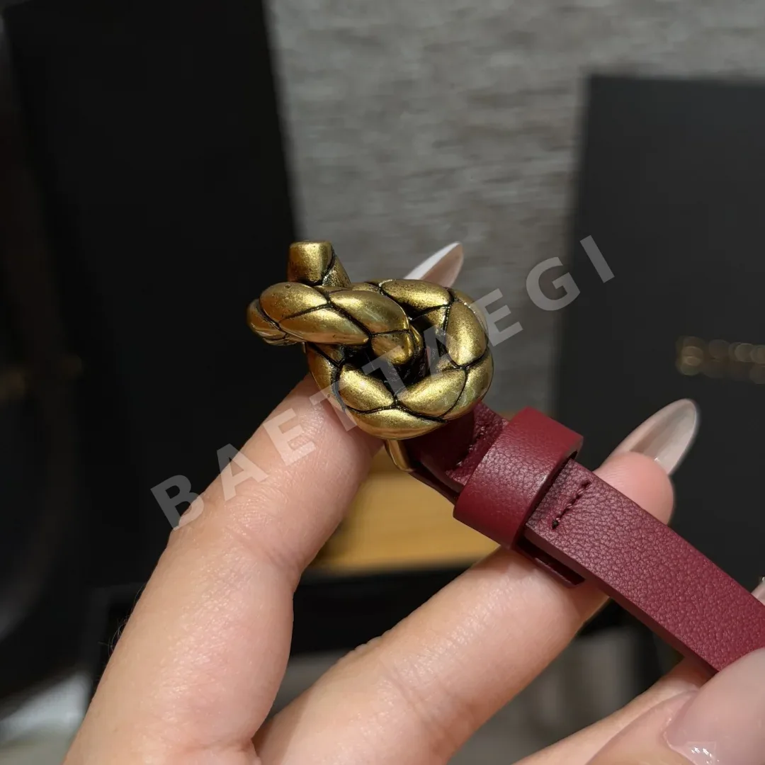 보테가베네타 미니노트 소가죽 벨트 상세 이미지 5