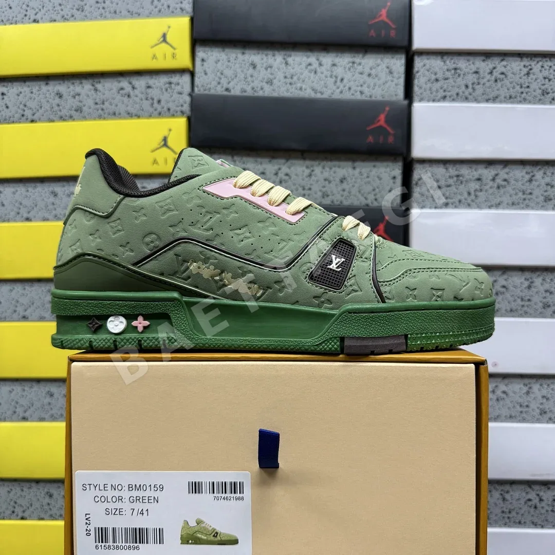 루이비통 [D1] V2 20 그린 205868 Louis Vuitton V2-20