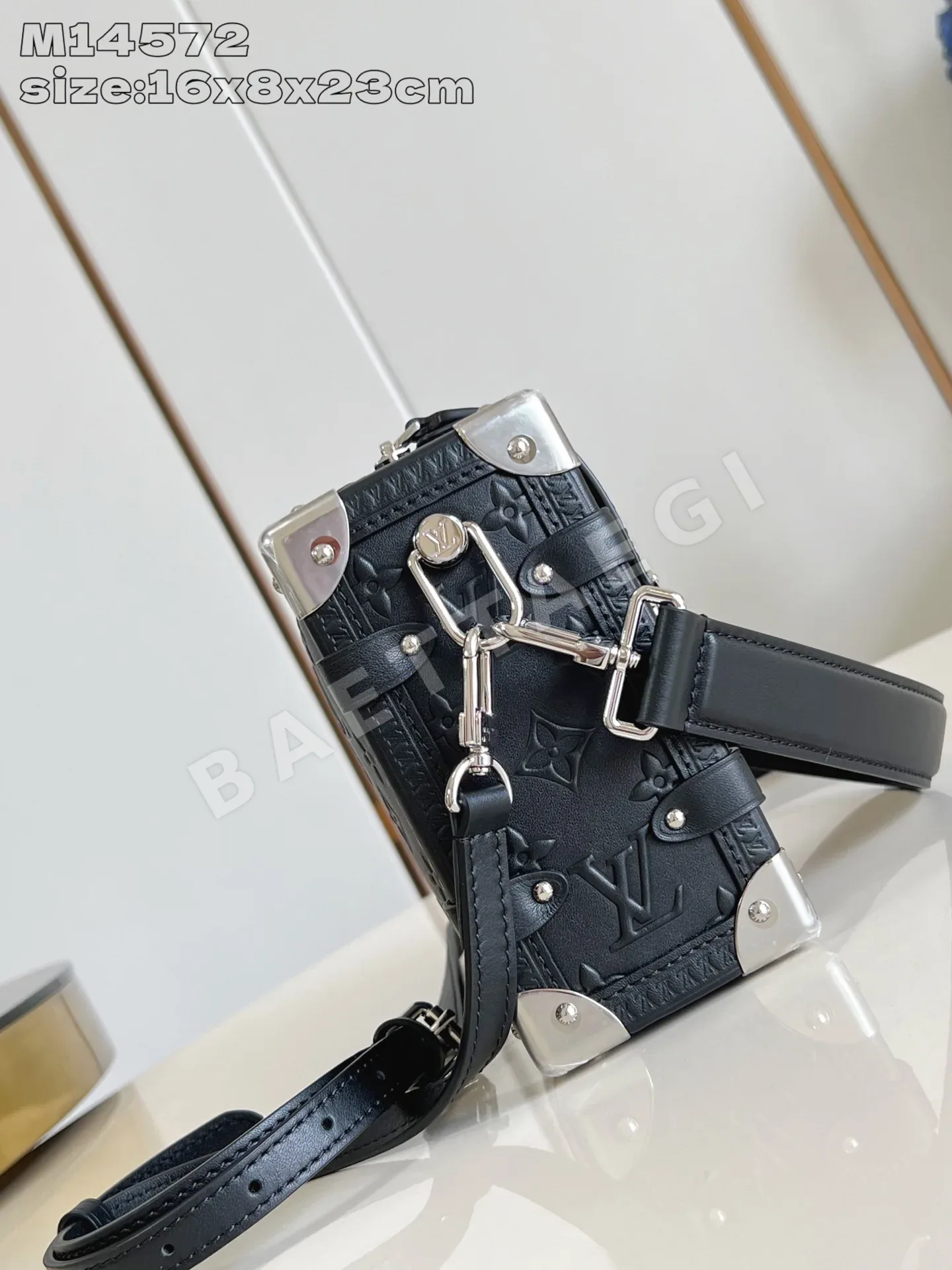 루이비통 모노그램 사이드 트렁크 가방 M14572 상세 이미지 4
