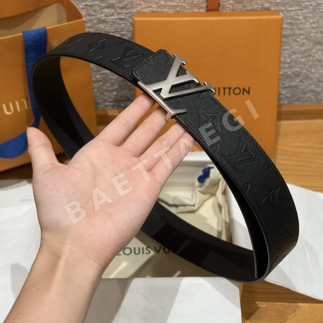 루이비통 이니셜펄 40mm 양면 가죽 벨트 상세 이미지 4