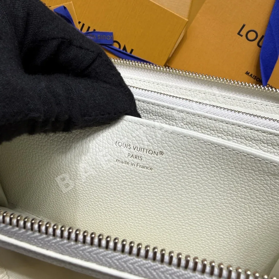 루이비통 지피 월렛 모노그램 앙프랑트 지갑 상세 이미지 7