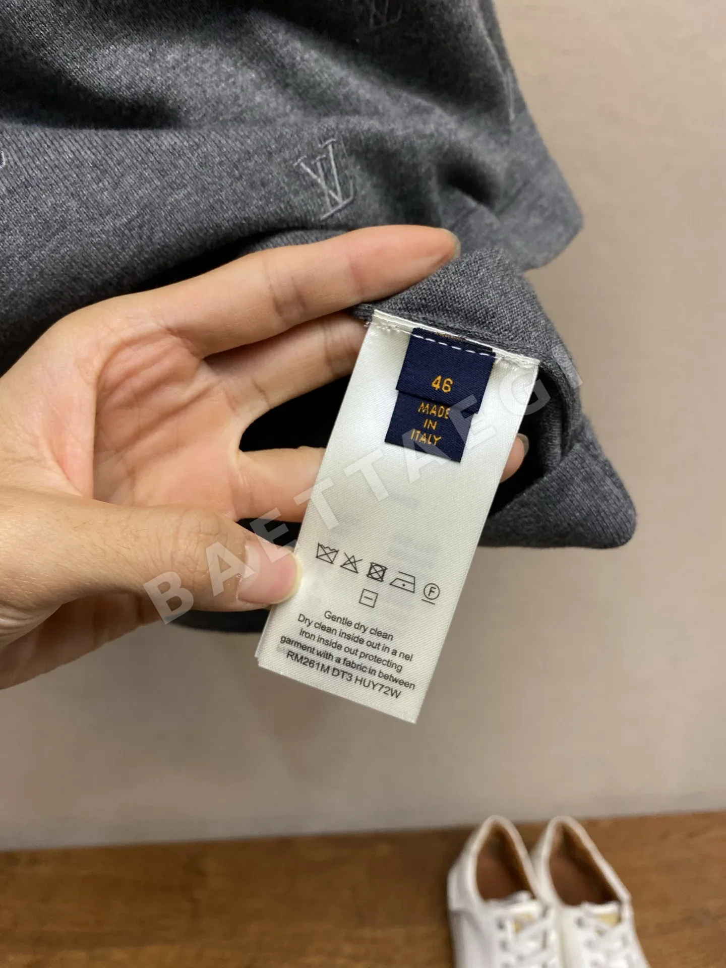 루이비통 그레이 자수 모노그램 니트 크루넥 반팔 티셔츠 상세 이미지 6
