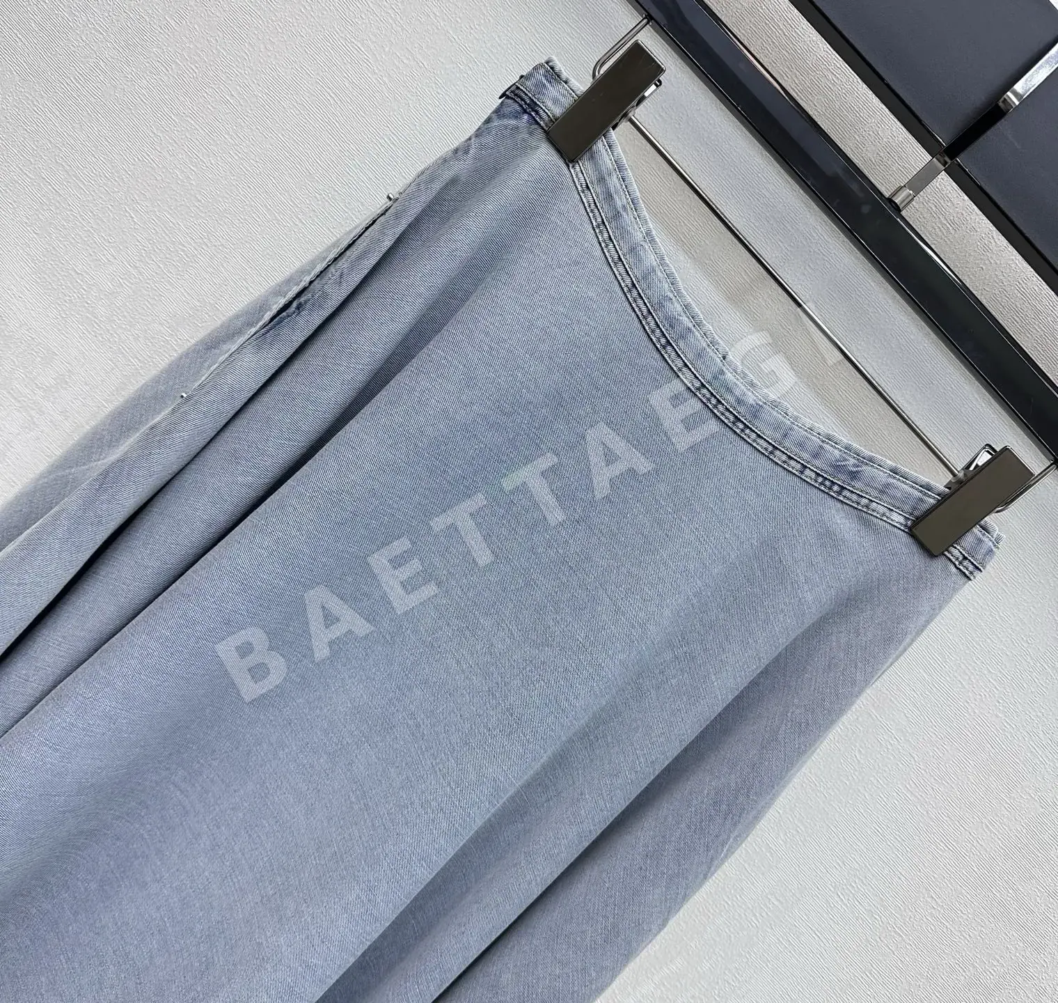 디올 보우타이 데님 미디 스커트 상세 이미지 6