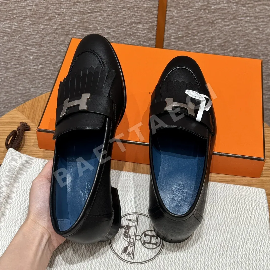 에르메스 로얄 로퍼 블랙 염소 가죽 실버 버클 상세 이미지 4