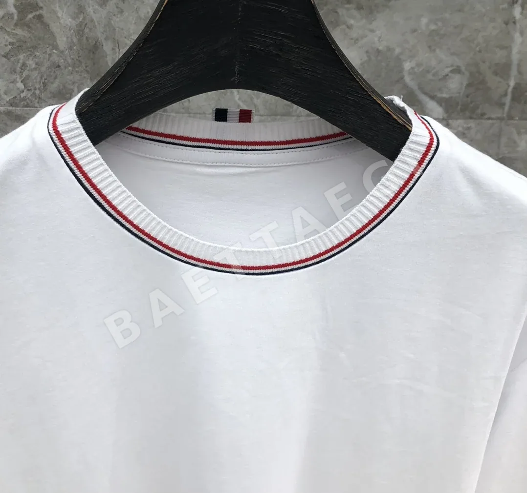 톰브라운 리브짜임 카라 투톤 슬릿 코튼 반팔 티셔츠 상세 이미지 5